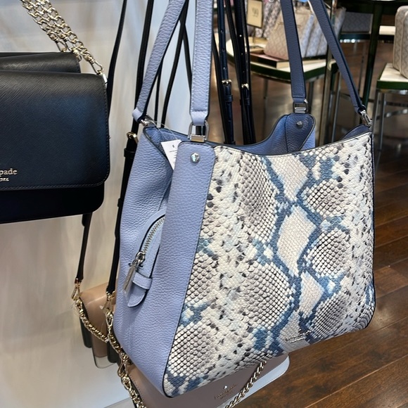 Kate Spade Leila Medium Triple Compartment Shoulder Tote
snake 
muted blue 
NWT - Picture 3 of 16